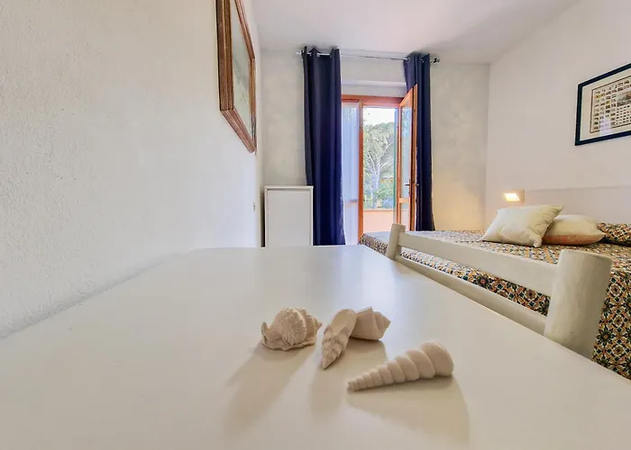 Altaluna With Pool Appartamento Nisporto